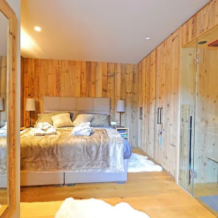 Chalet G *